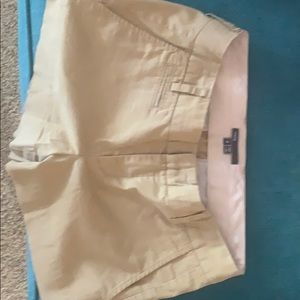 Vince tan short shorts